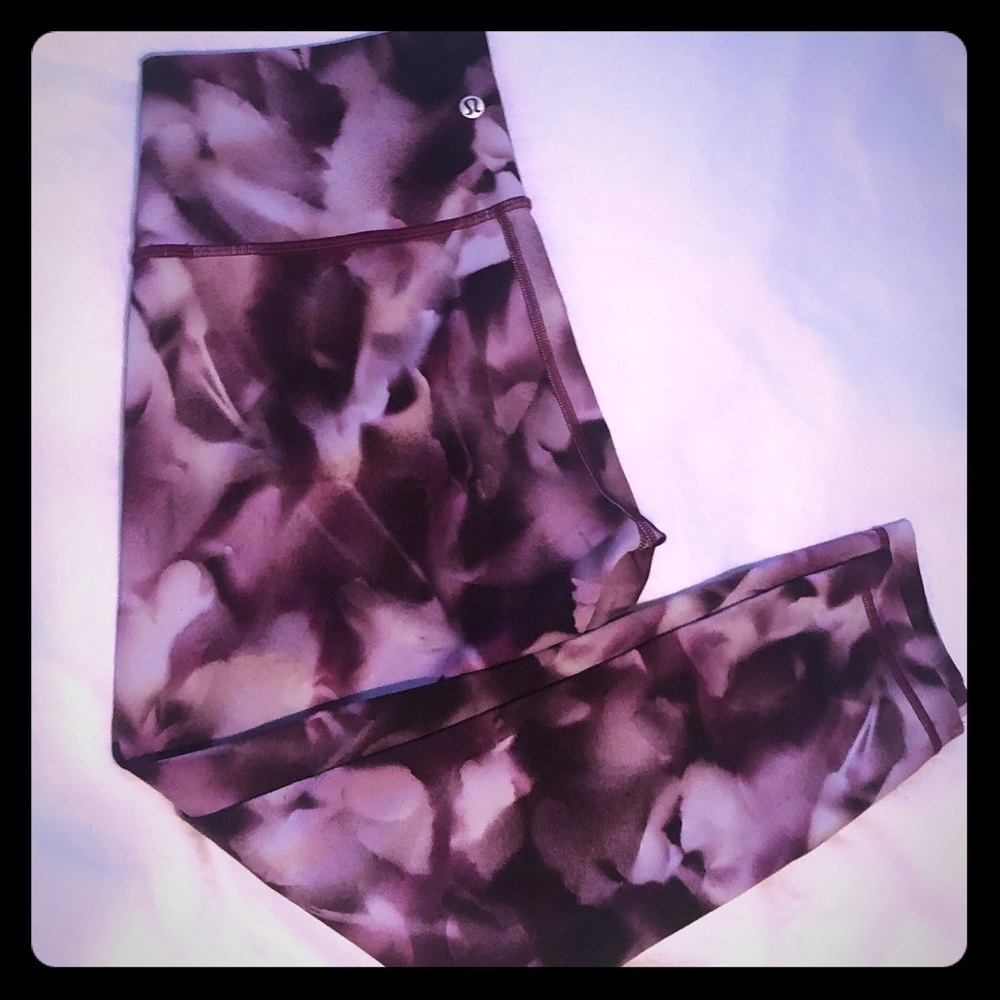Lululemon 7/8 Length Luxtreme Wunder Under